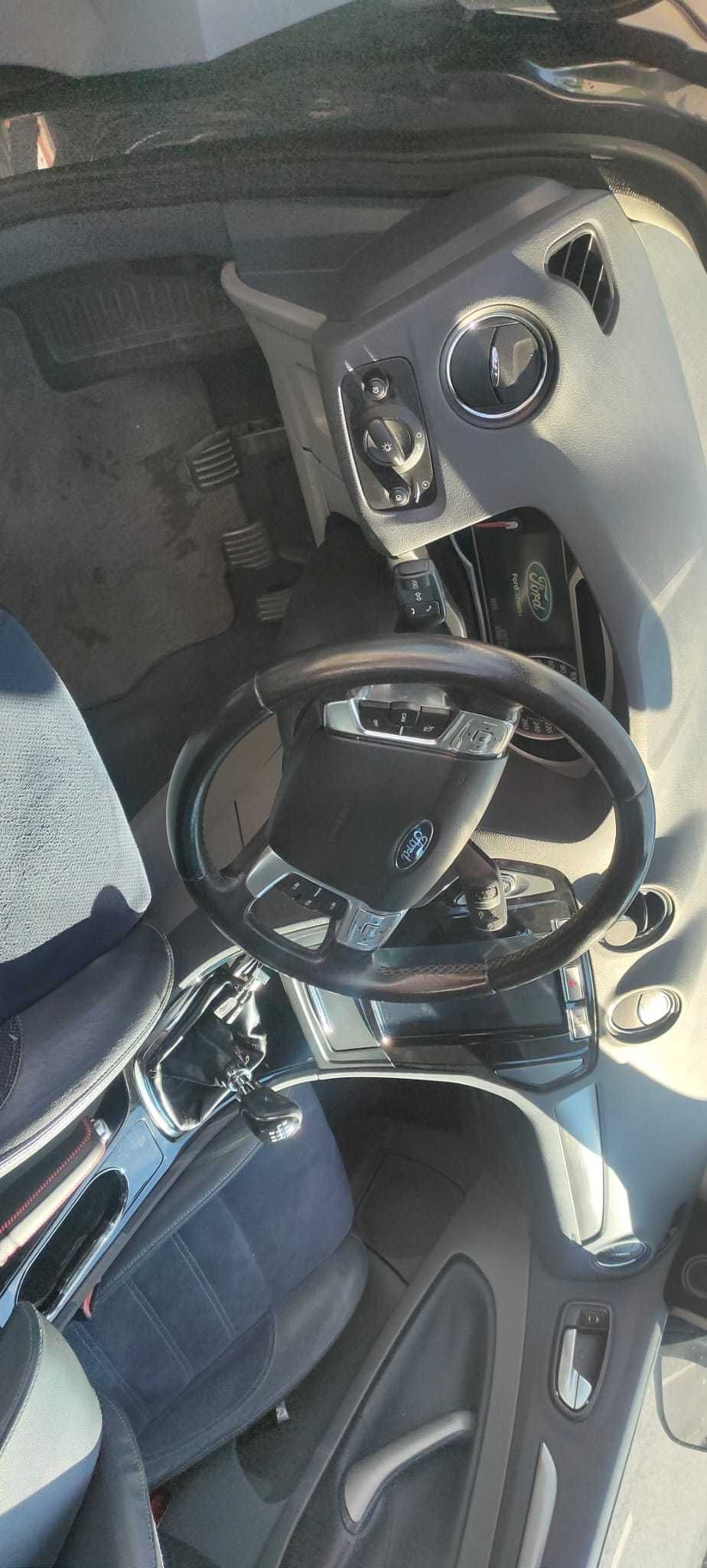 Carrinha com extras Ford