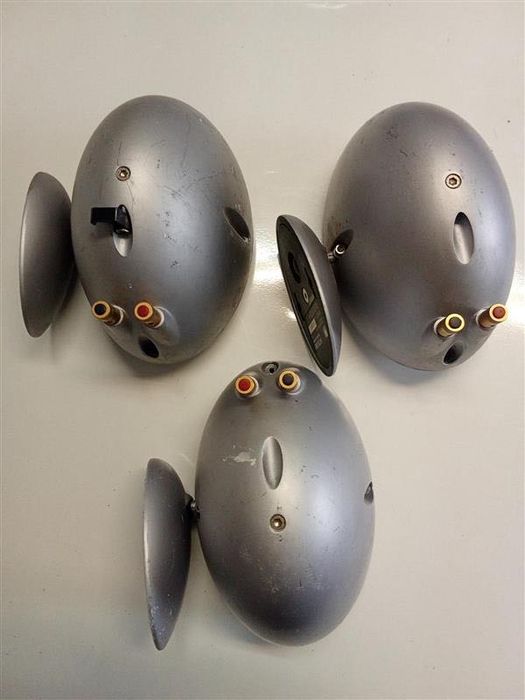 Conjunto de 3 Colunas Kef HTS2001