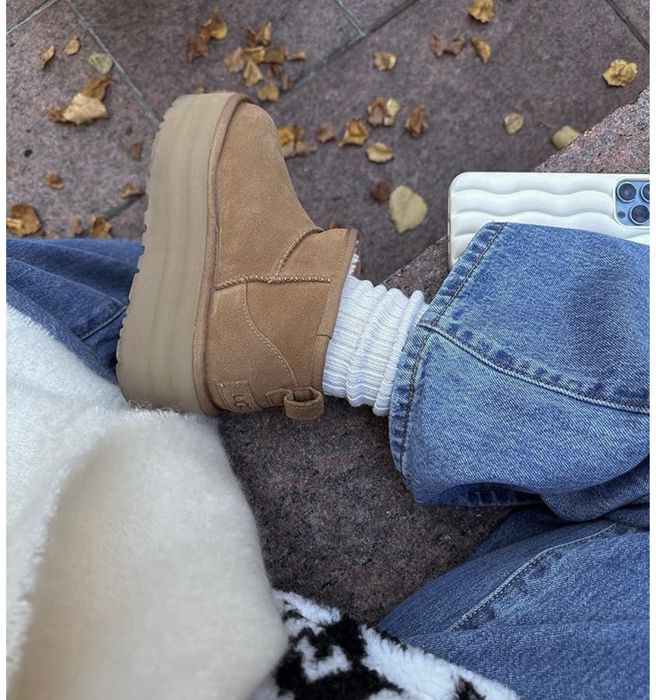 Натуральні, 5 см підошва! UGG mini platform уггі в наявності.
