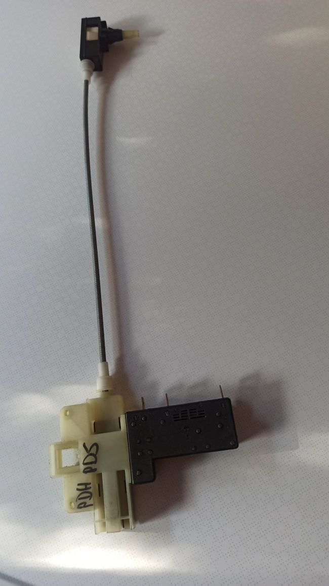 Blokada zamek drzwi pralki Polar PDC 585
