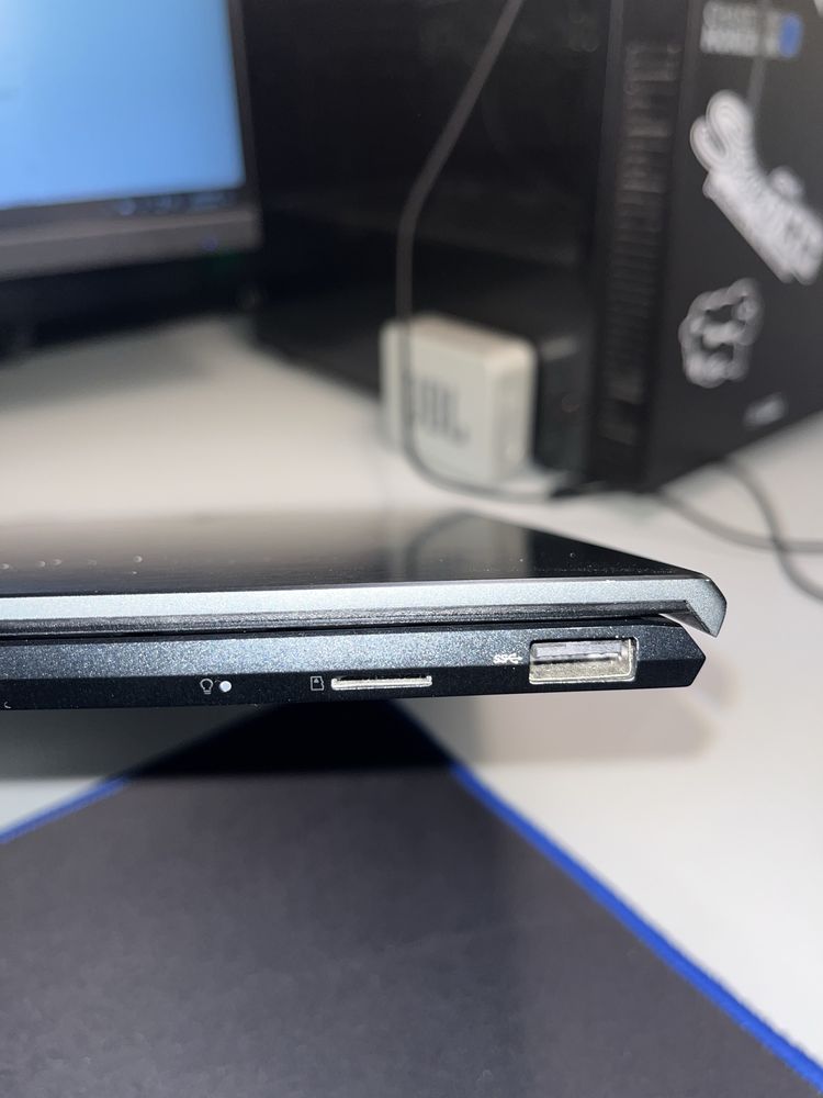 Pc portátil Asus ZenBook UX425E i7-1165g7 16gb