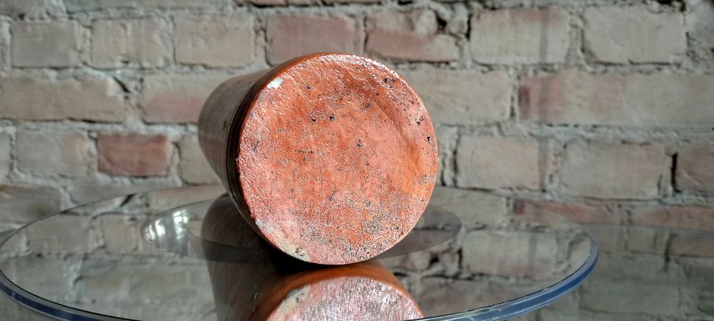 Zabytkowa kamionkowa butelka ceramiczna – solidny kawał historii!