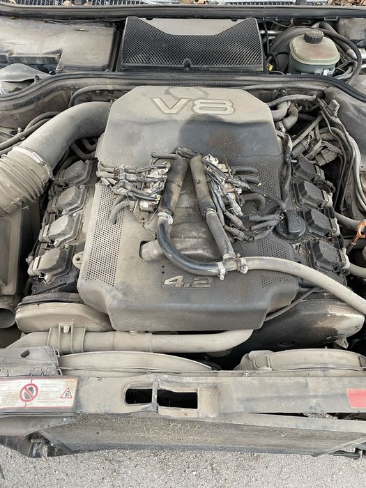 Разборка Audi a8 d2 Ауди а8 д2 4.2 1997