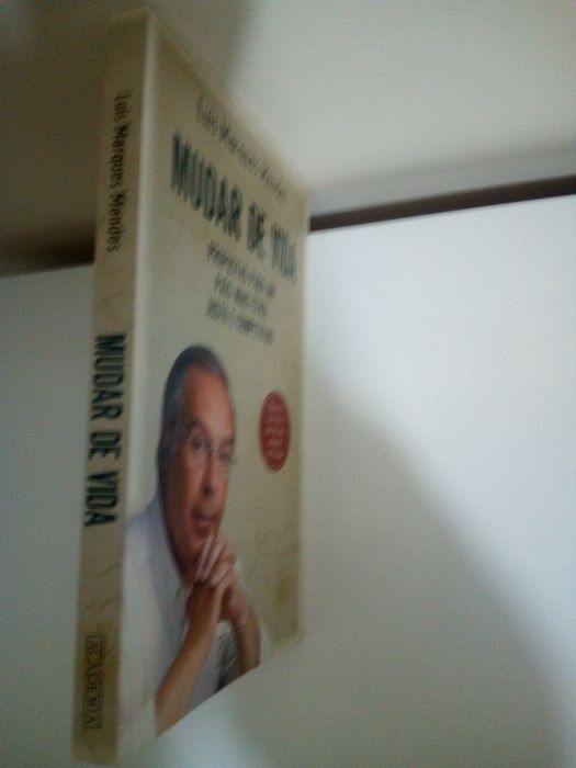 Livro (Mudar de Vida) Luís Marques Mendes