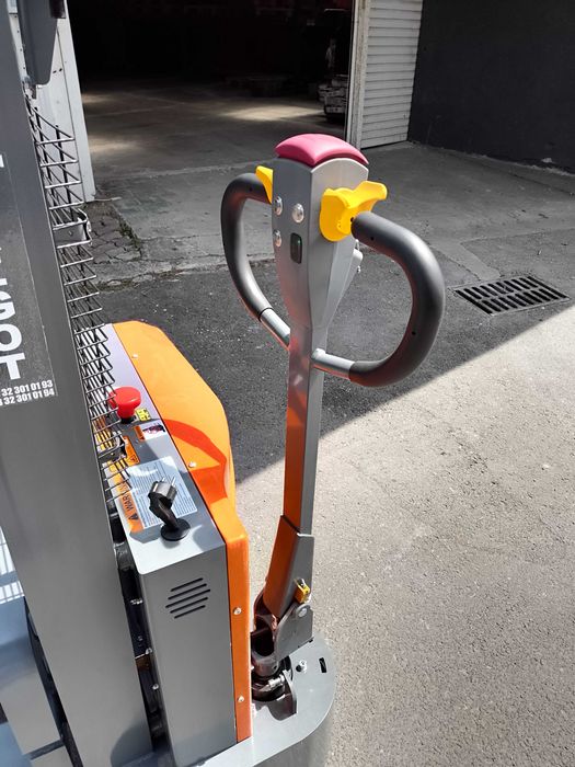 Wózek Masztowy 1200kg 2500mm Paleciak Elektryczny