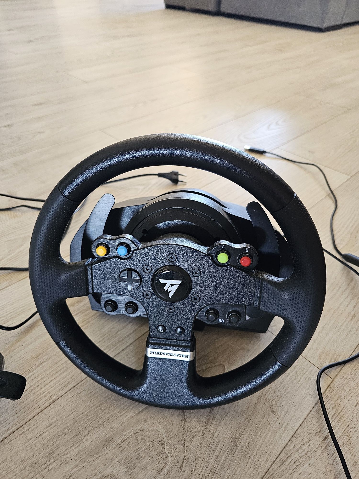 Volante Thrustmaster TMX Force Feedback