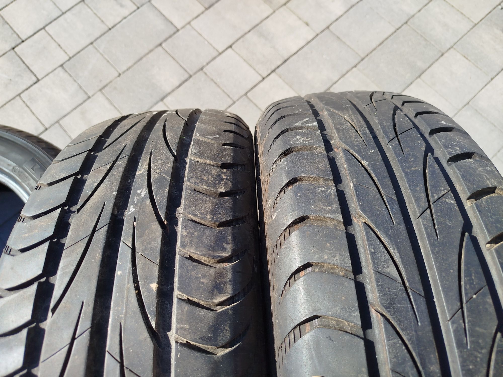 Opony letnie 205/60 r16