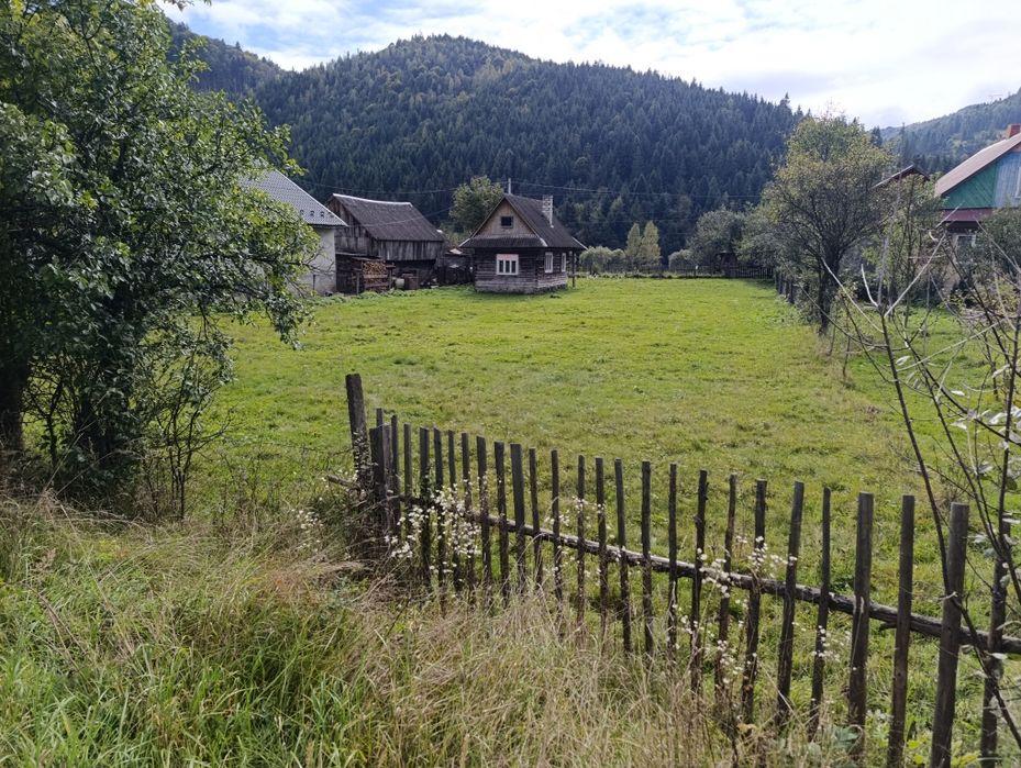 Продається земельна ділянка