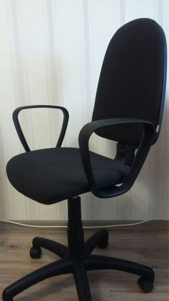Крісло комп‘ютерне офісне