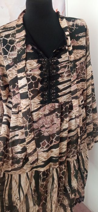 Sukienka wzorzysta L