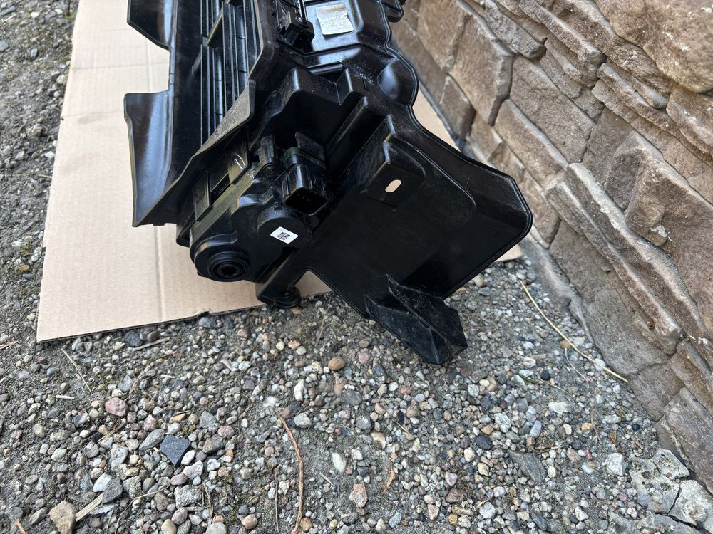 Kierownica wlot powietrza żaluzja KIA SPORTAGE 5 V 21-25 HEV