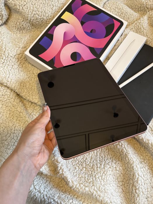 iPad Air 4 generacji (2020) rose gold 64 gb