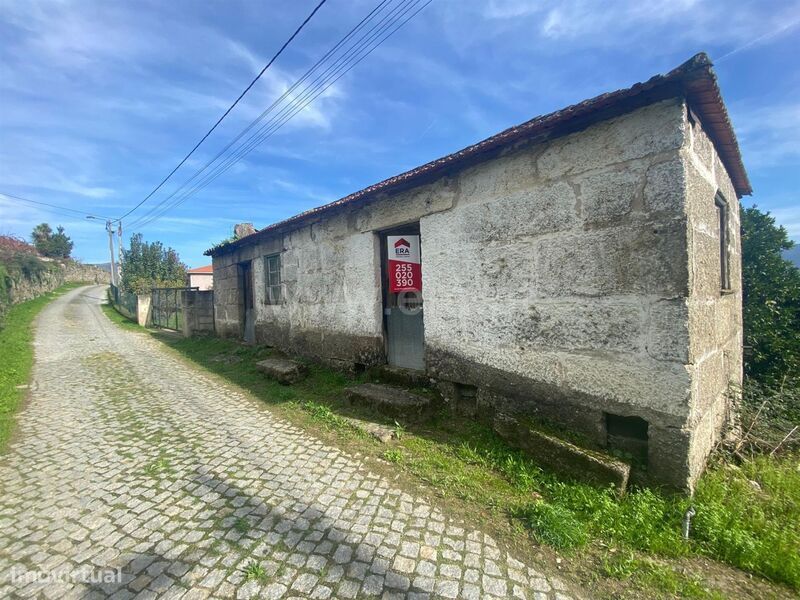 Moradia Estúdio / Baião, Santa Marinha do Zêzere