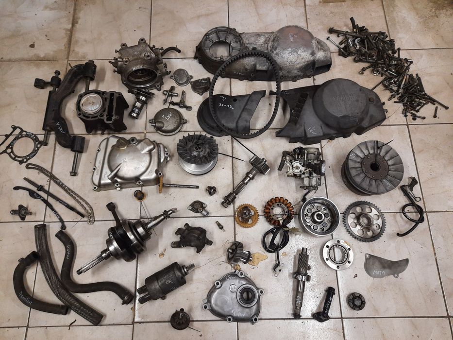 Yamaha Majesty 250 silnik części wał cylinder wariator pasek rozruszni