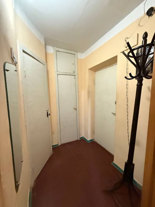 Центр! Золоті ворота! Університет! Чеховський провулок,  2