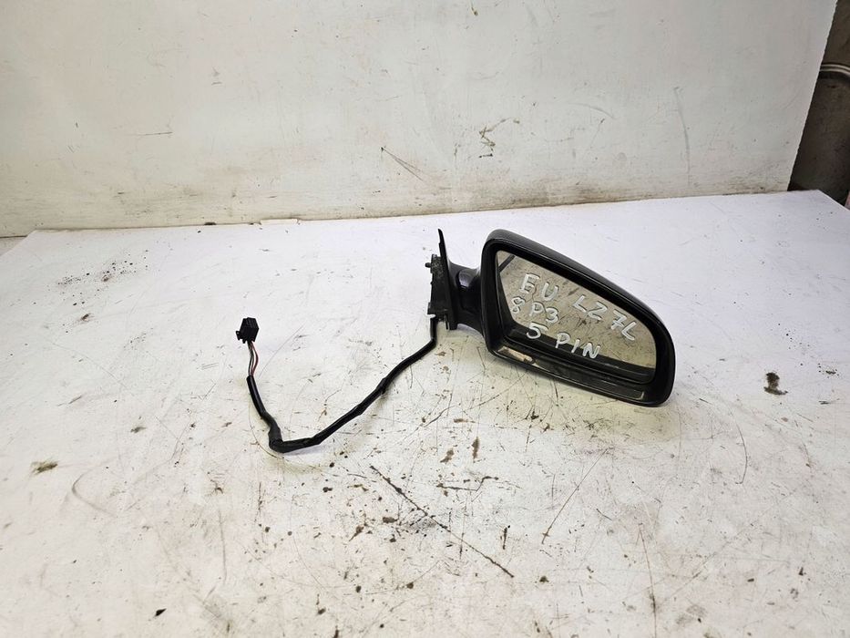 LUSTERKO ZEWNĘTRZNE PRAWE AUDI A3 8P LZ7L EU 5-PIN