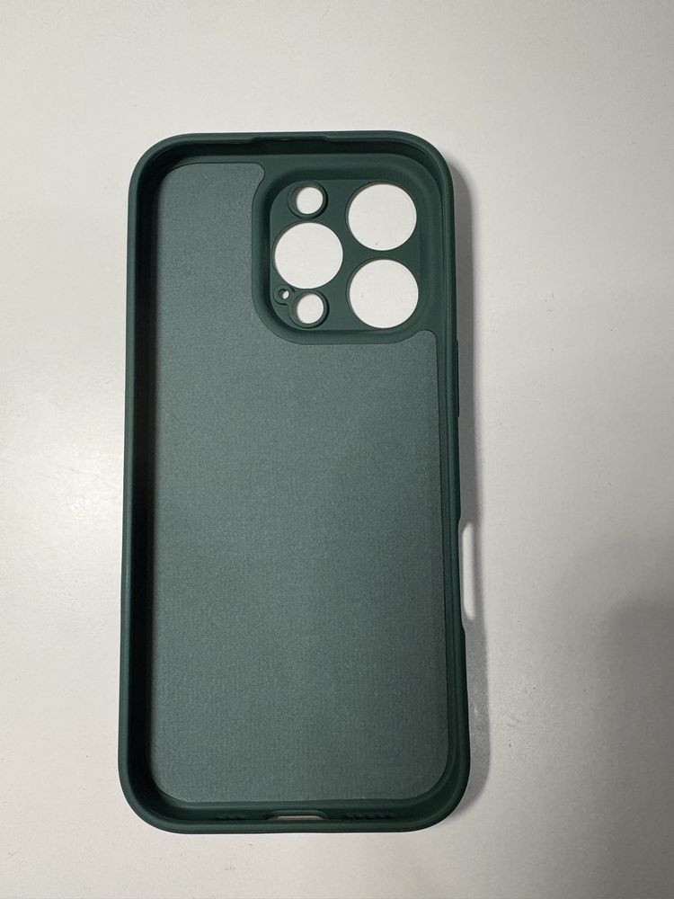 Nowe silikonowe etui do iPhone 16 Pro – zielone