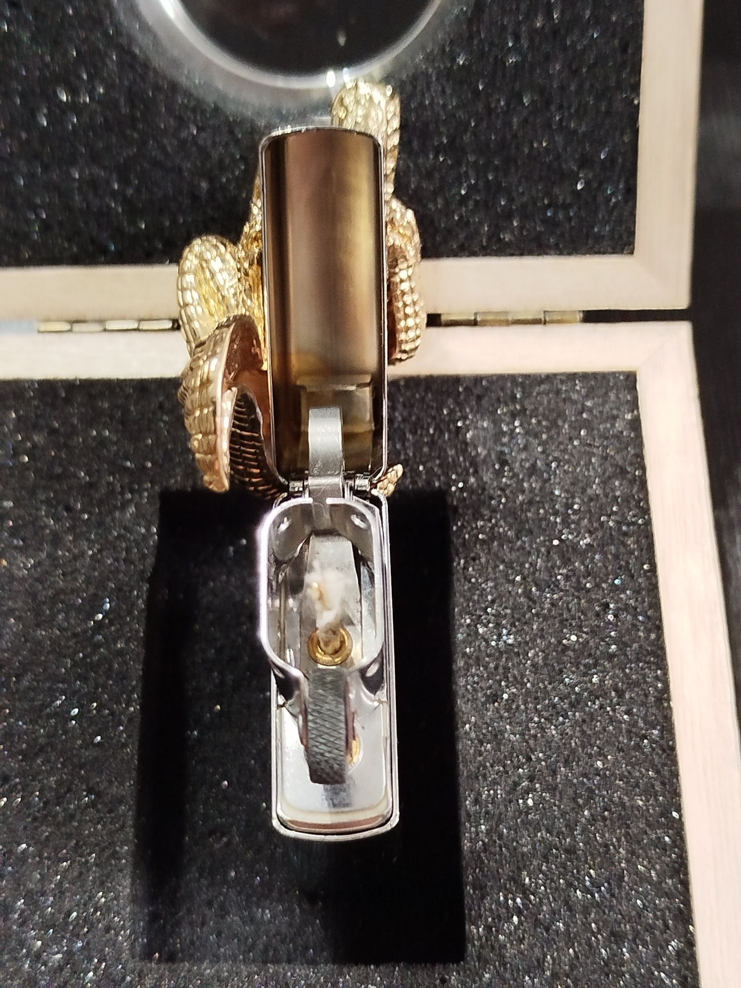 Zippo Krokodyl  ,, Black Ice "