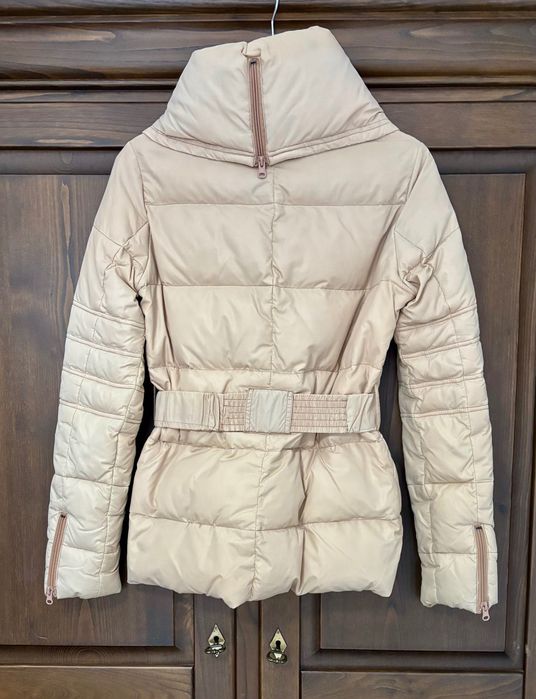 Quispo acolchoado bege Pull & Bear