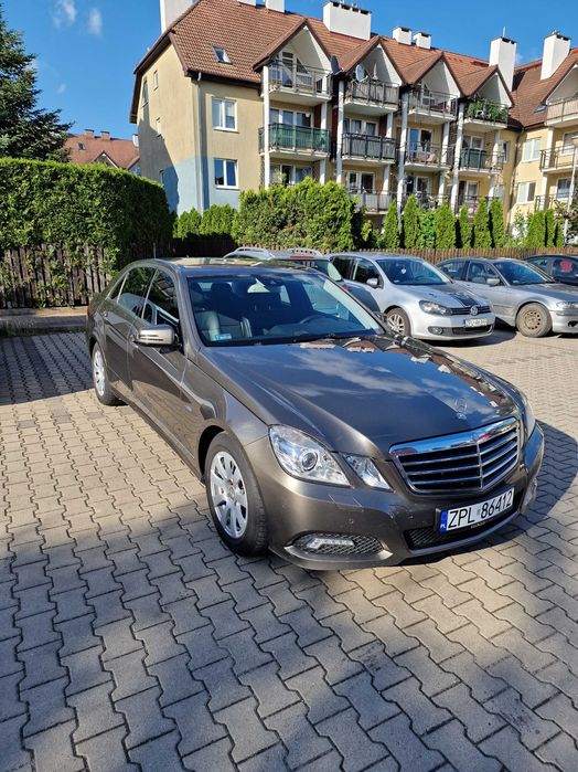 Mercedes Benz E 220CDI