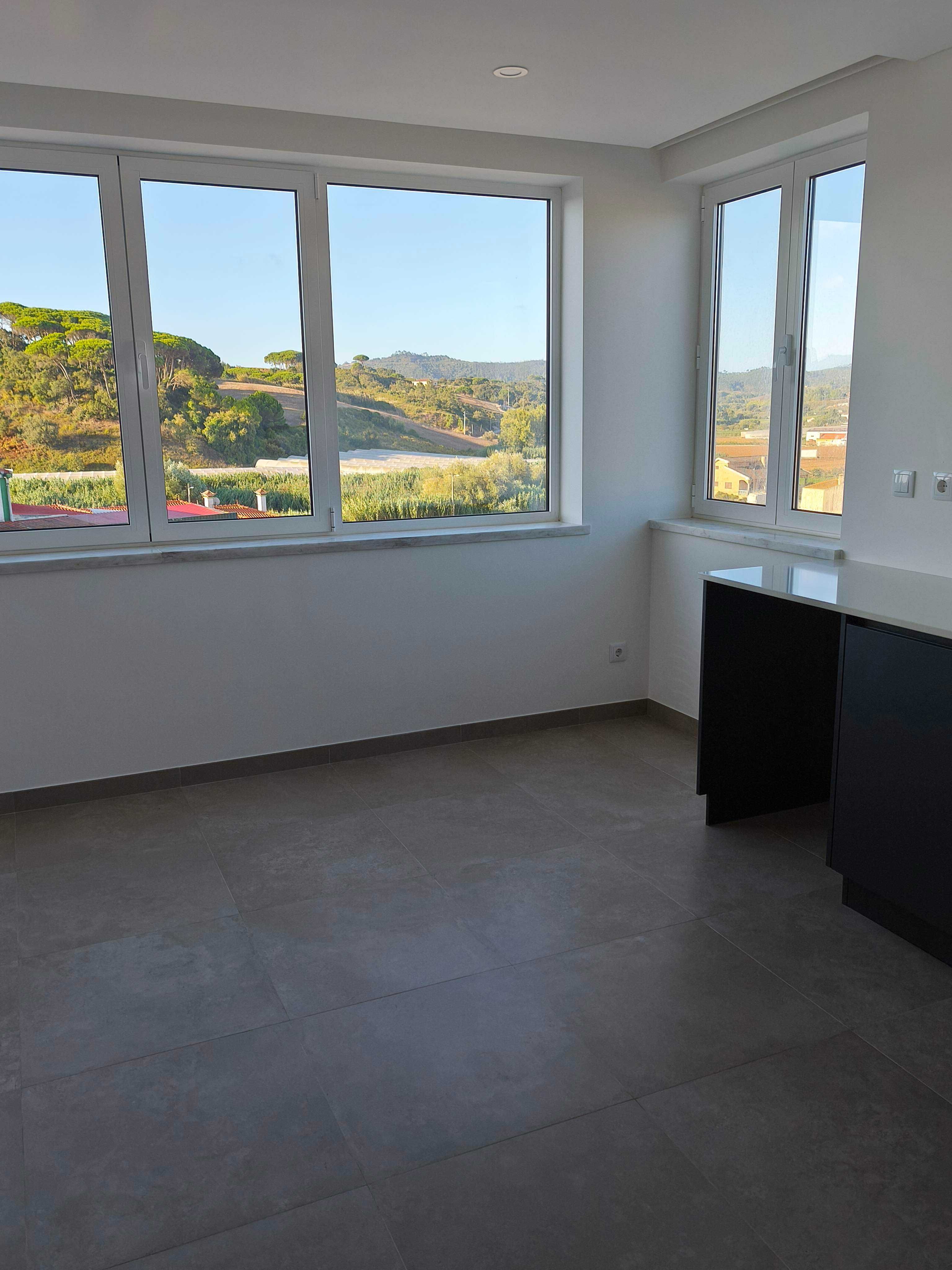 Arrenda-se Apartamento T3 (Enxara do Bispo - Mafra - Lisboa)