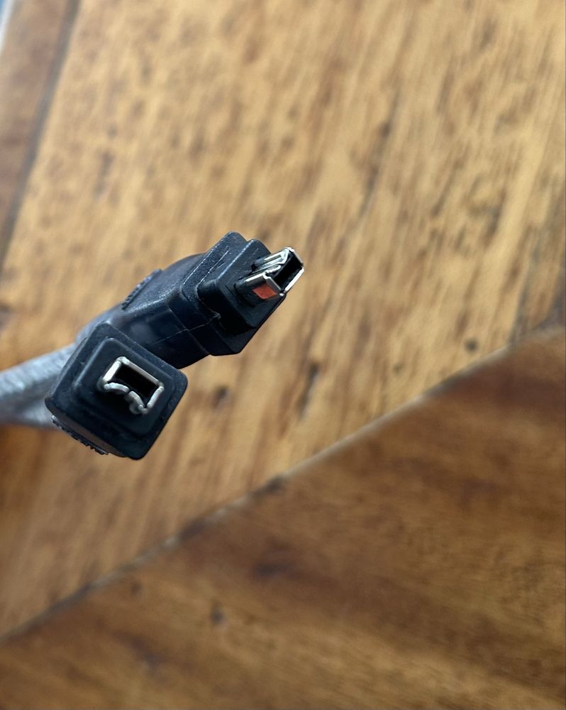 Cabo firewire belkin 4pins macho belkin