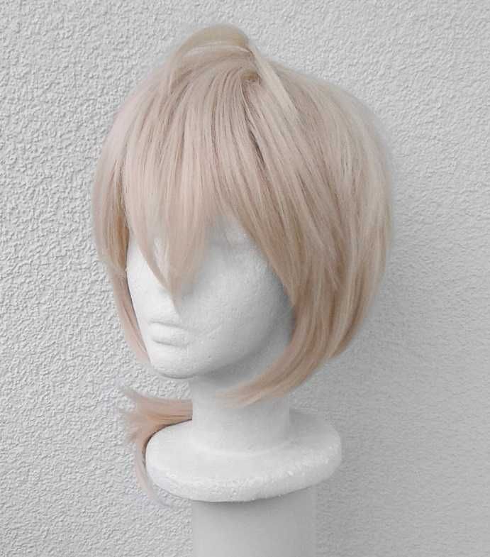 Kazuha Genshin Impact peruka szara brudny róż cosplay wig z kitką