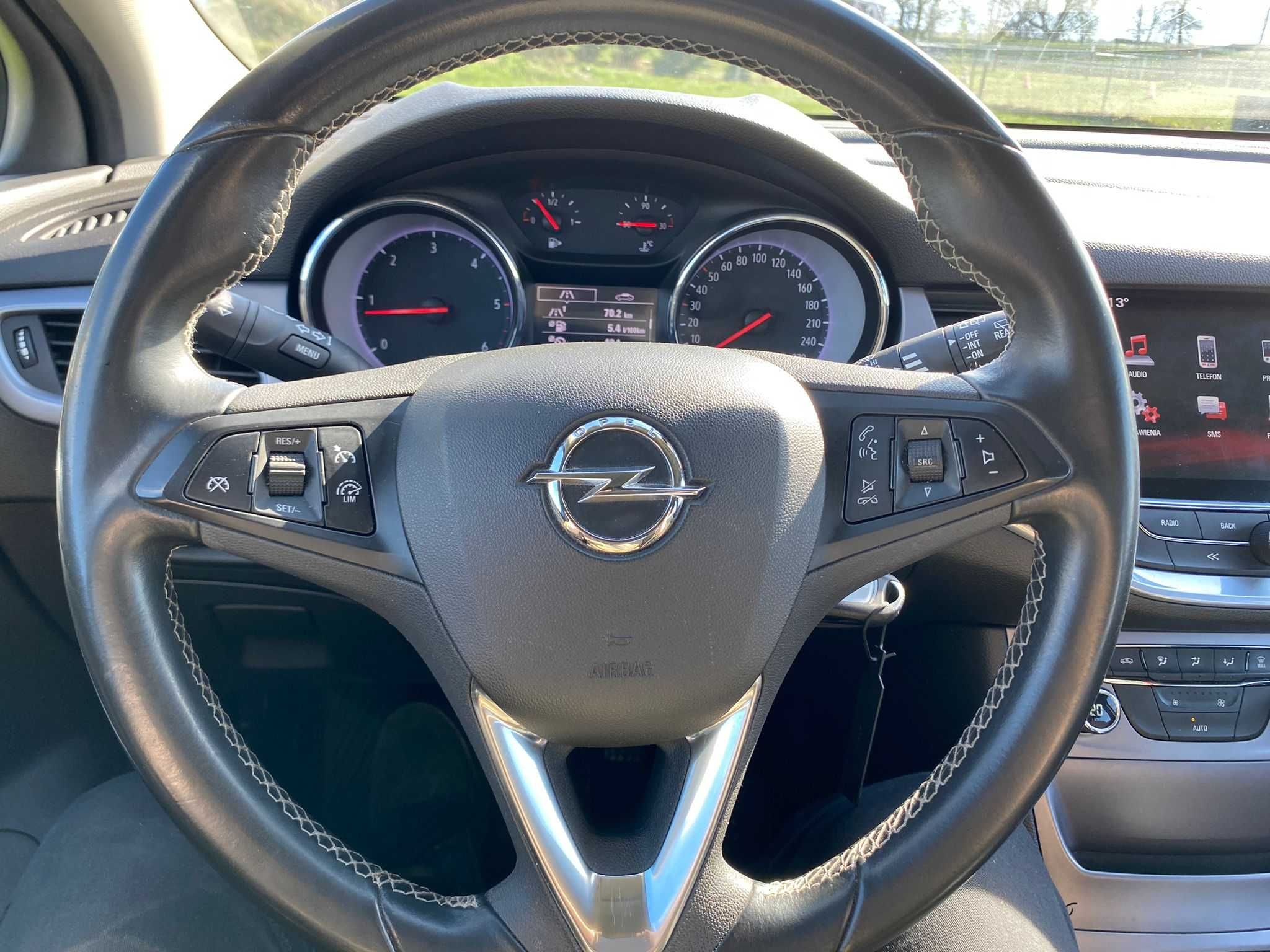 Opel Astra K5 Salon PL