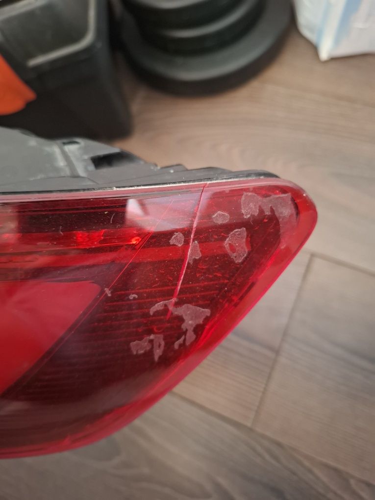 Задние фонарь для Audi A4 дорестайл правый