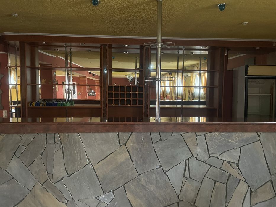 Продам барную стойку