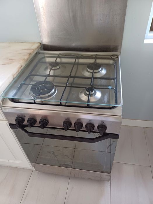 Fogão a Gás Indesit – 4 Bocas + Forno