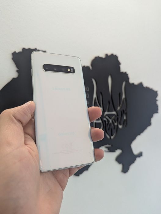 Samsung S10 8/128. White