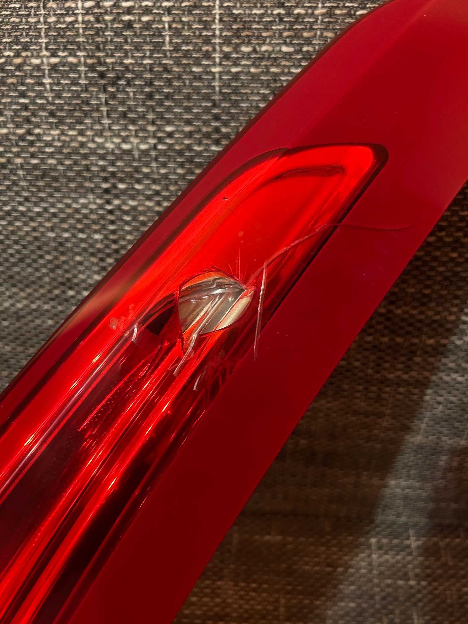 Lampa prawy tył Volvo XC60 2011 lift