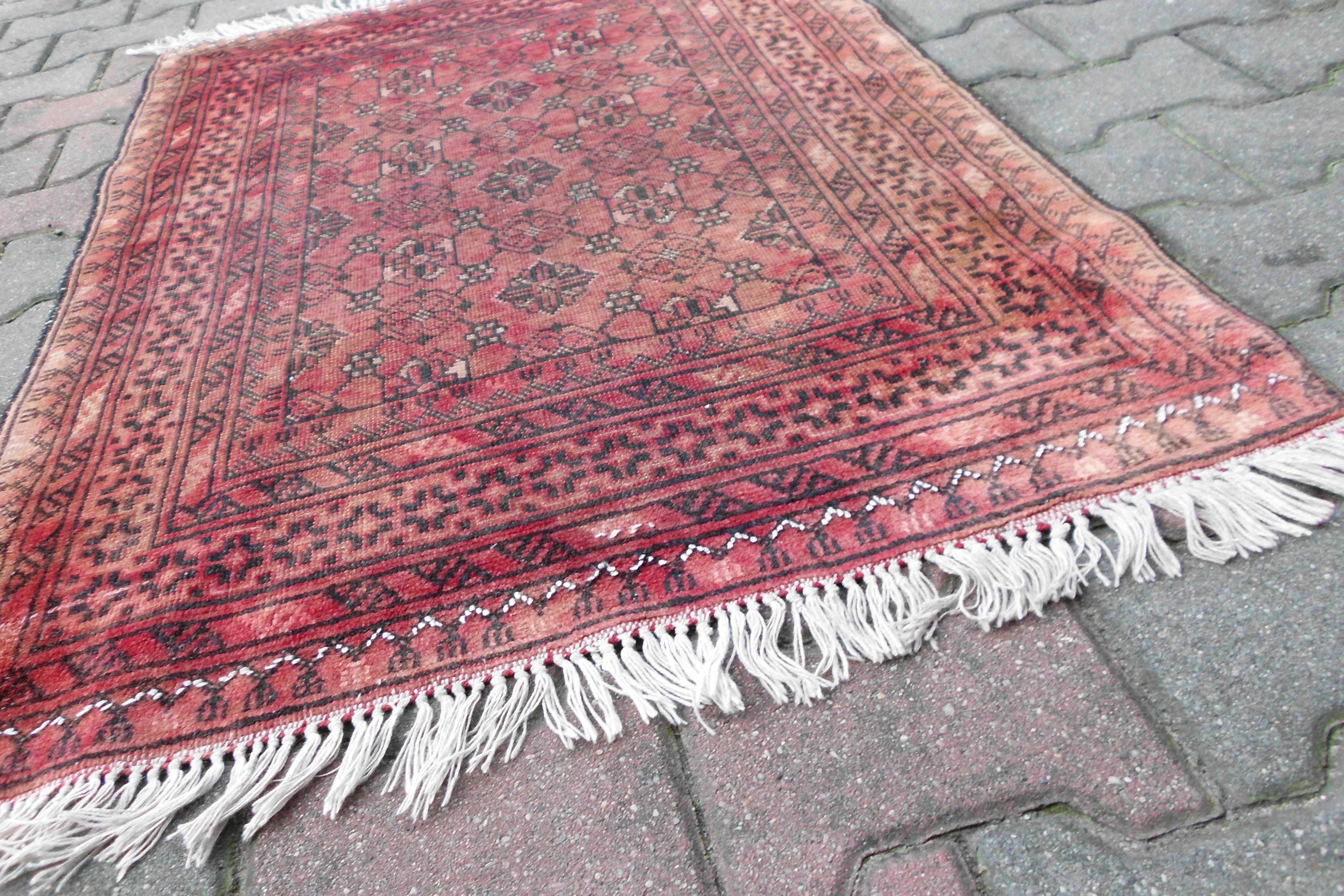 Sprzedam dywan wełniany Perski ręcznie tkany 160/90,130/80