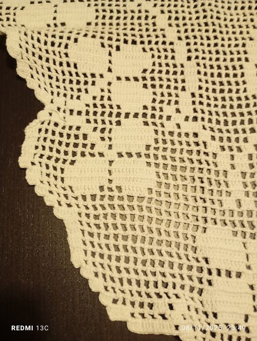 Caminho de mesa em crochê