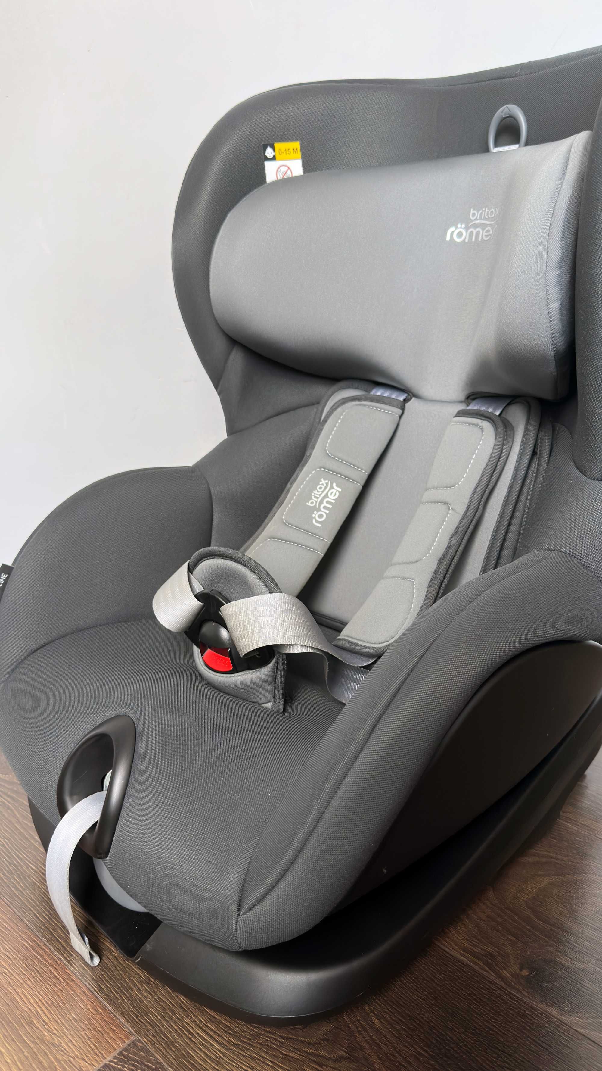 Продаю автокрісло Britax Römer TRIFIX² i‑SIZE