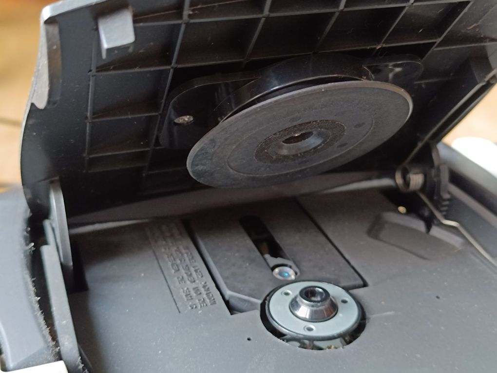 radiomagnetofon boombox Grundig RR710 - uszkodzony