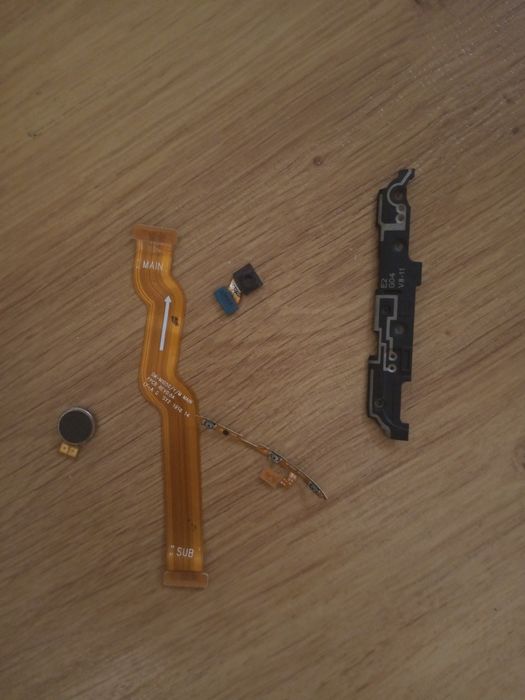 Samsung A10 разное.