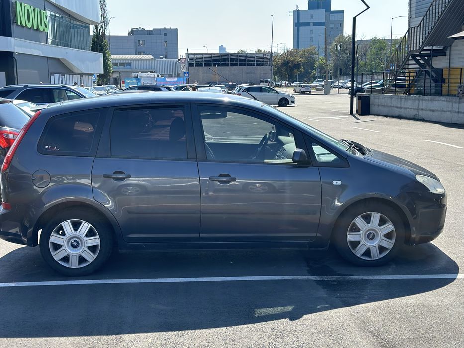 Автомобіль Ford C-Max 2007
