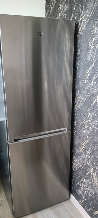 Sprzedam lodówkę beko