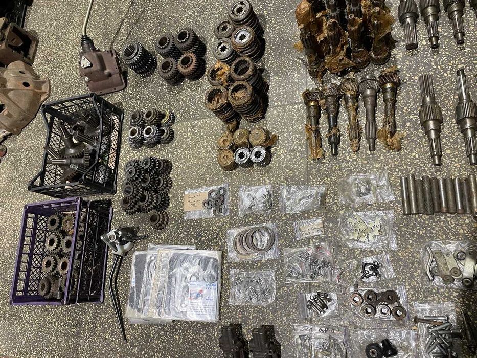 Шестерні, вали, вилки КПП УАЗ 452, УАЗ 469, УАЗ 3151, УАЗ 3303