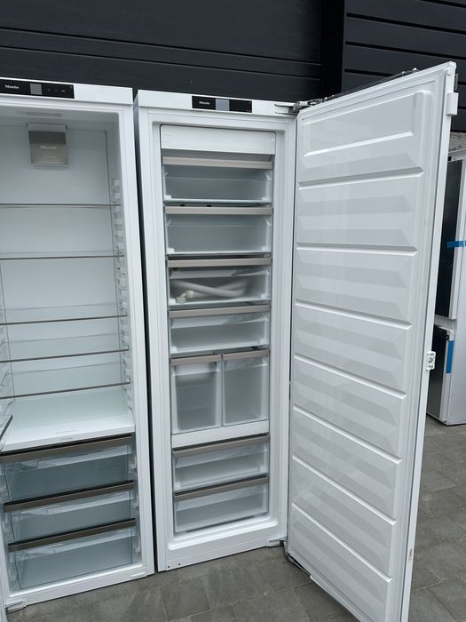 Комплект!! Морозильна камера холодильник Miele K7743 FNS 7794