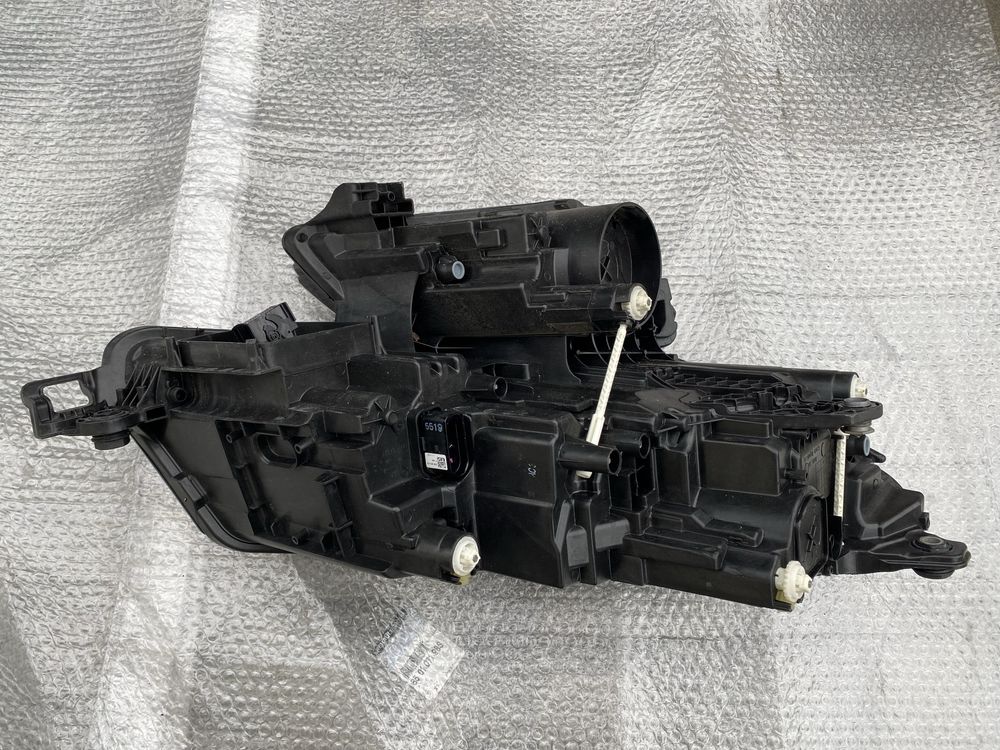 Skoda Kodiaq lampa przednia przód lewa oryginał EU