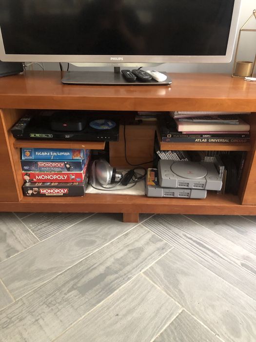 Movel de Tv de Madeira Maciça