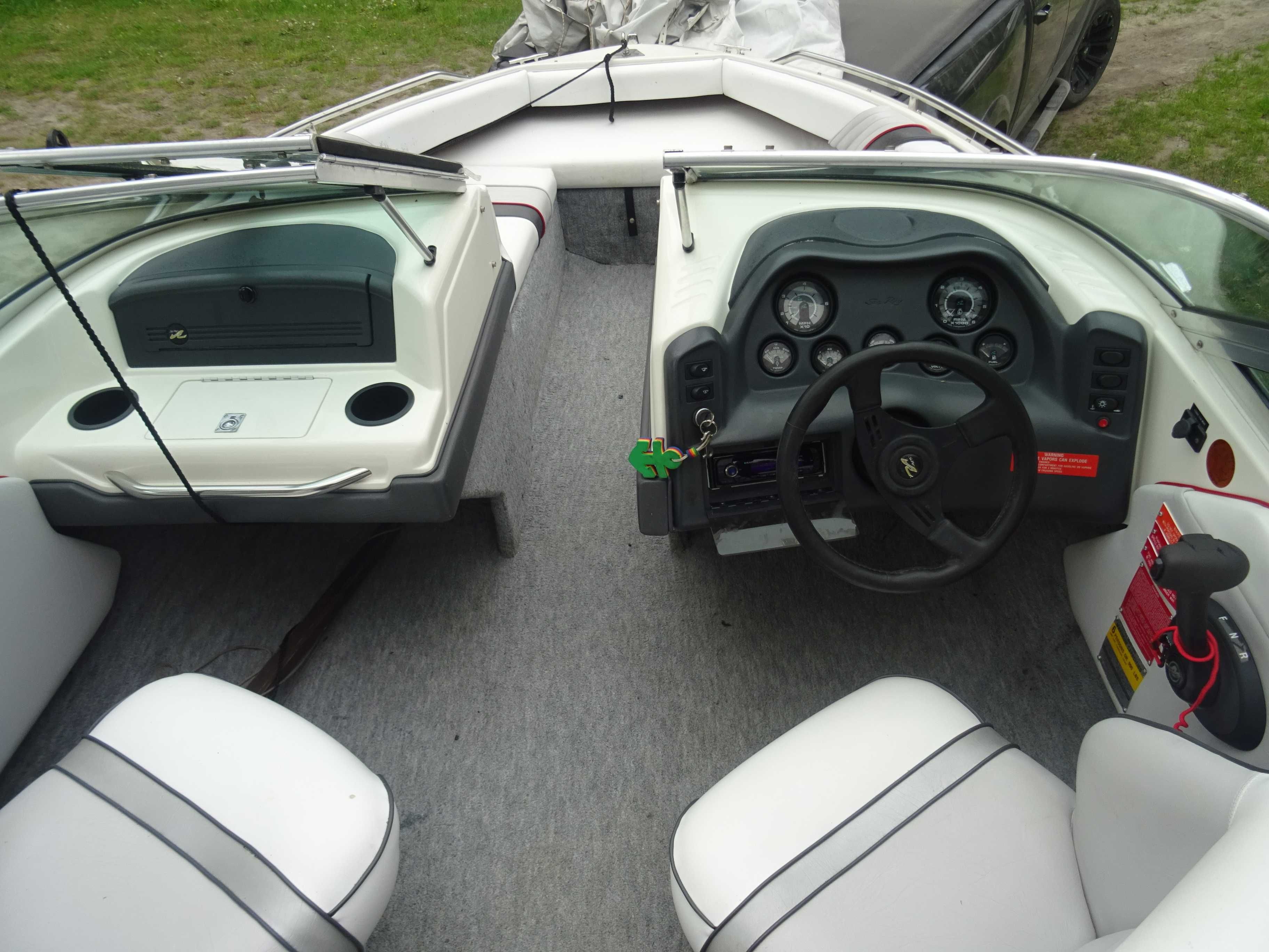 motorówka Sea Ray 18 mercruiser 3.0 w super stanie ze szwajcari