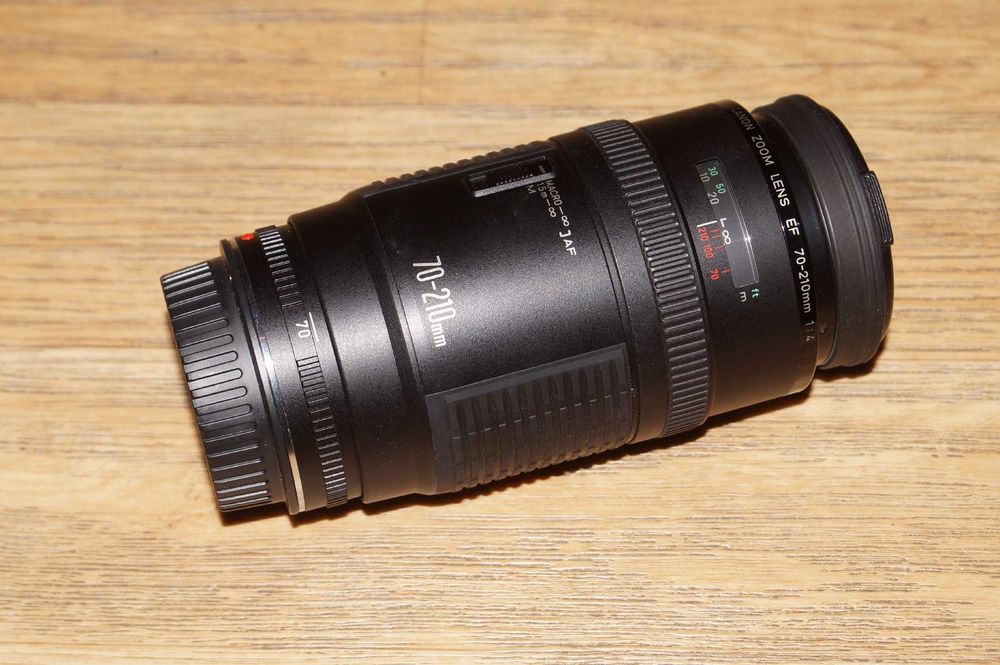 Canon EF AF 28-70 f/3.5-4.5 (i-210-4)