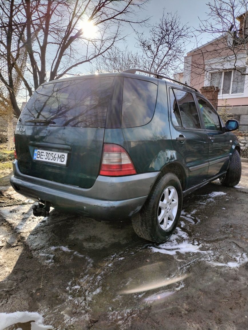Mersedes ml320 w163