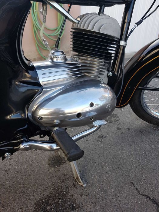 CZ 175 de 1969 type 450