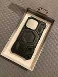 UAG Monarch Pro Magsafe - etui iPhone 14 Pro  (carbon fiber)