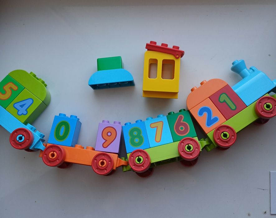 LEGO DUPLO  развивающая игрушка